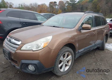 2013 Subaru Outback 2.5I Premium z USA, uszkodzony, nr VIN 4S4BRBCC0D3272029